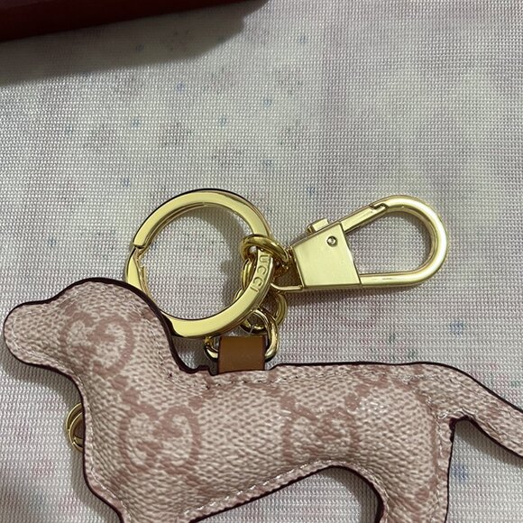 Gucci GG Emblem Series Dachshund Keychain - Picture 4 of 8